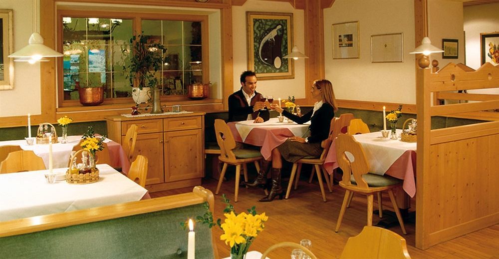 Hotel Dolomiten Dobbiaco Esterno foto